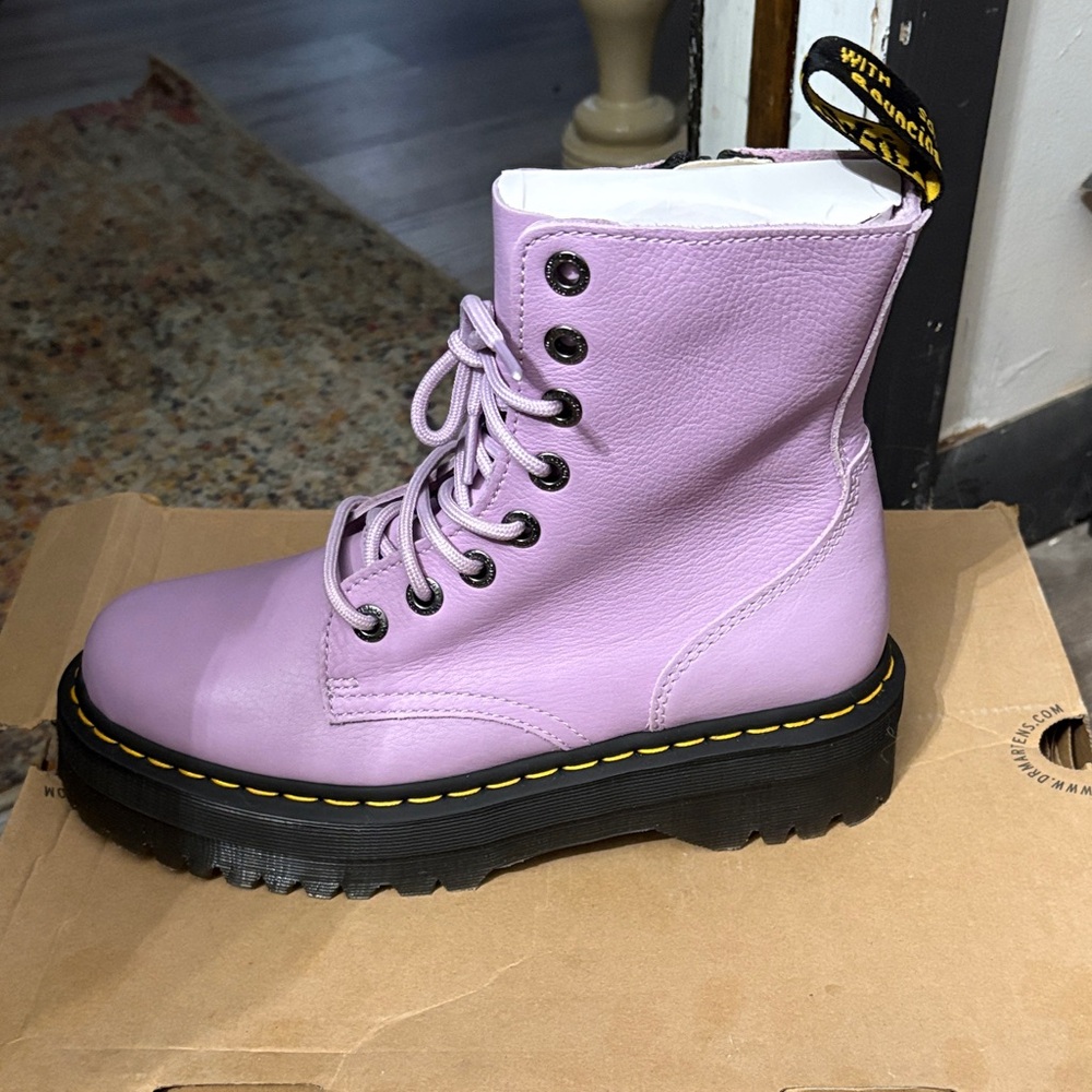 Brand new purple Dr Martens size 9 women’s